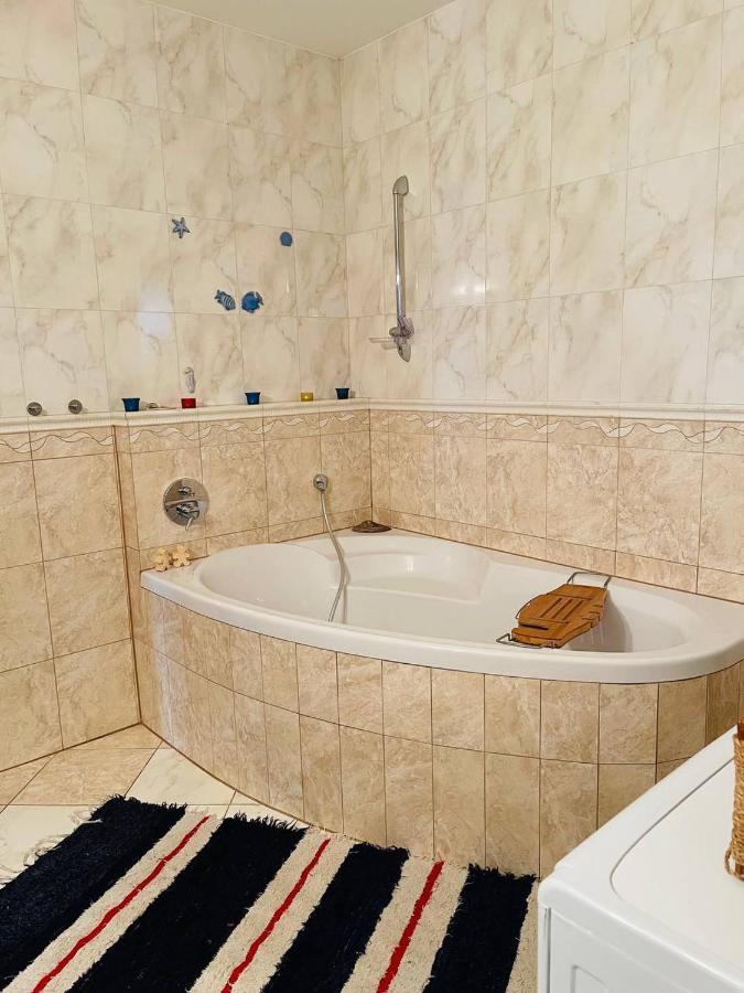 Rosehill Villa Budapest Esterno foto
