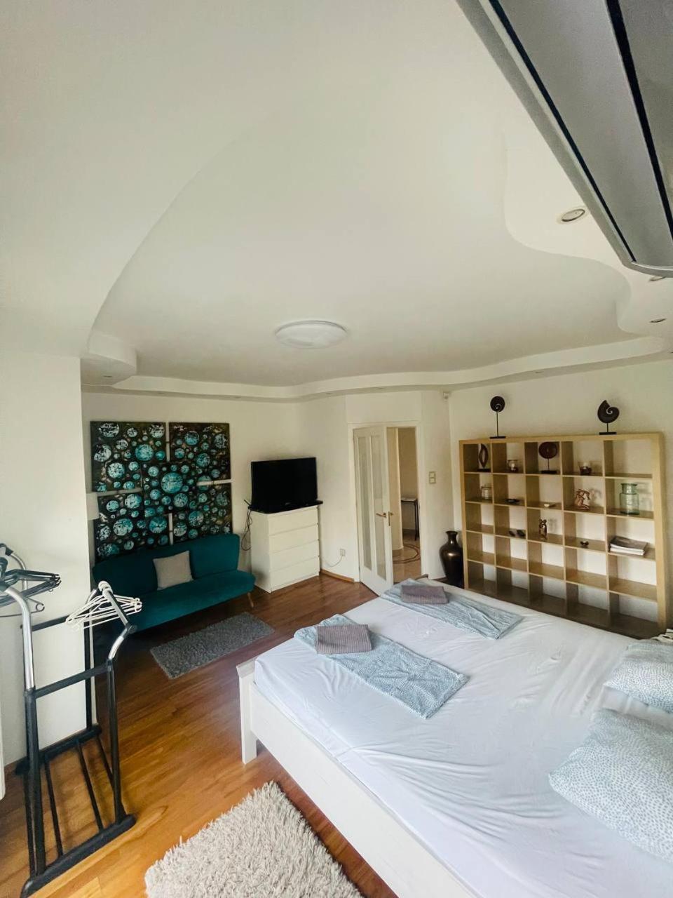 Rosehill Villa Budapest Esterno foto
